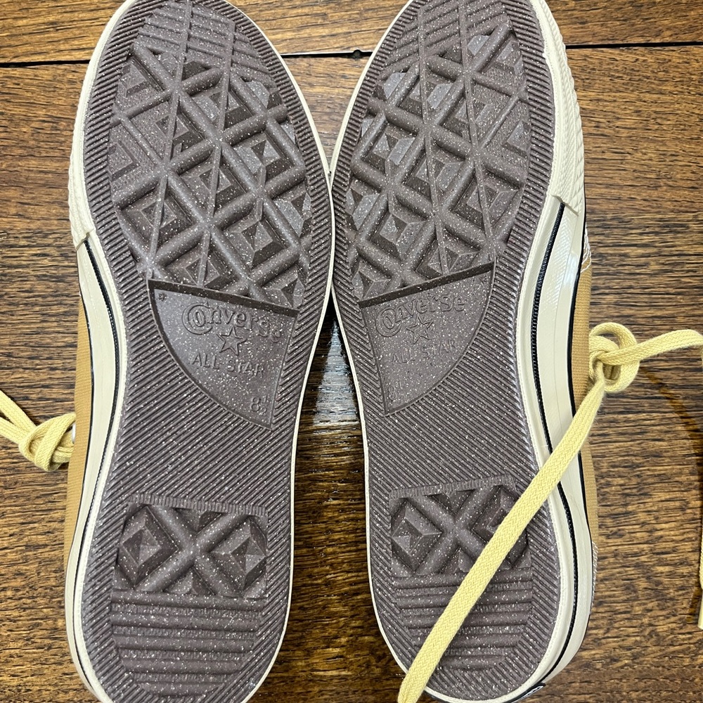 NWOT Rare Converse golden tan Sneakers - Picture 7 of 8